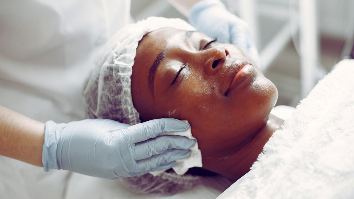 Why Getting Regular Facial Treatments Is an Absolute Must